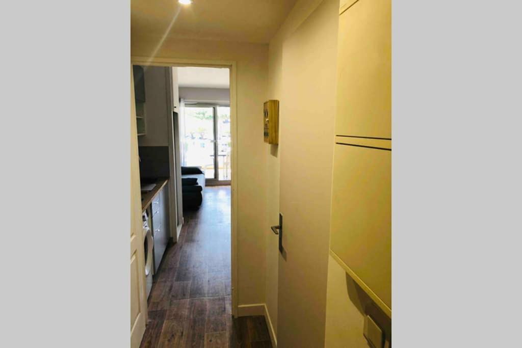 Studio Port De Hyeres Proche Des Plages Екстериор снимка
