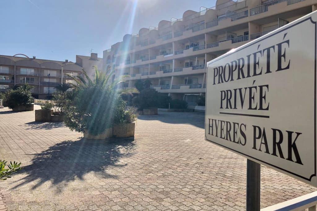 Studio Port De Hyeres Proche Des Plages Екстериор снимка